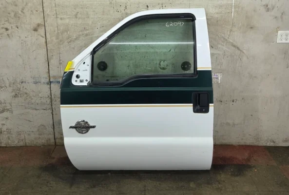 2012-2016 Ford Super Duty LH Driver Side Front Door F250 F350 F450 F550